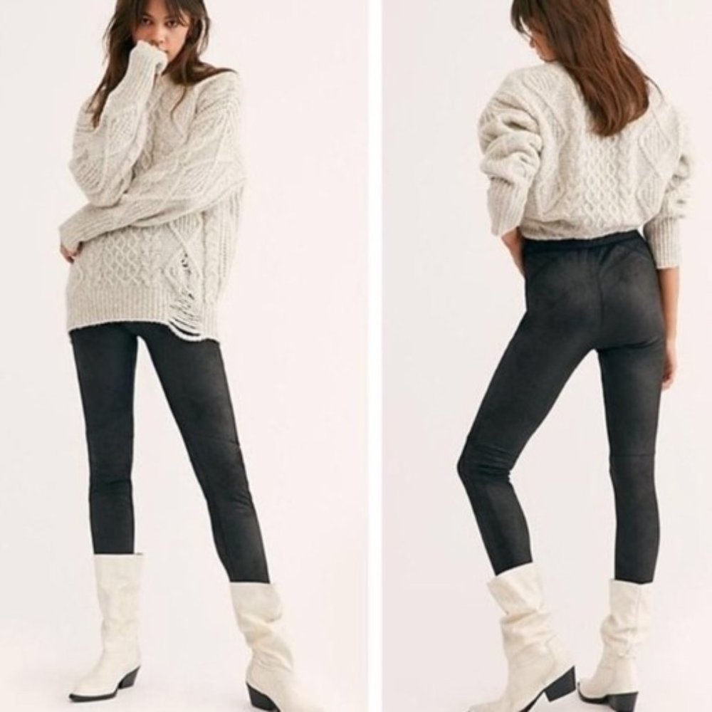 Free People Midnight NWT Vegan Faux Suede Black Leggings Size Small - Picture 2 of 16